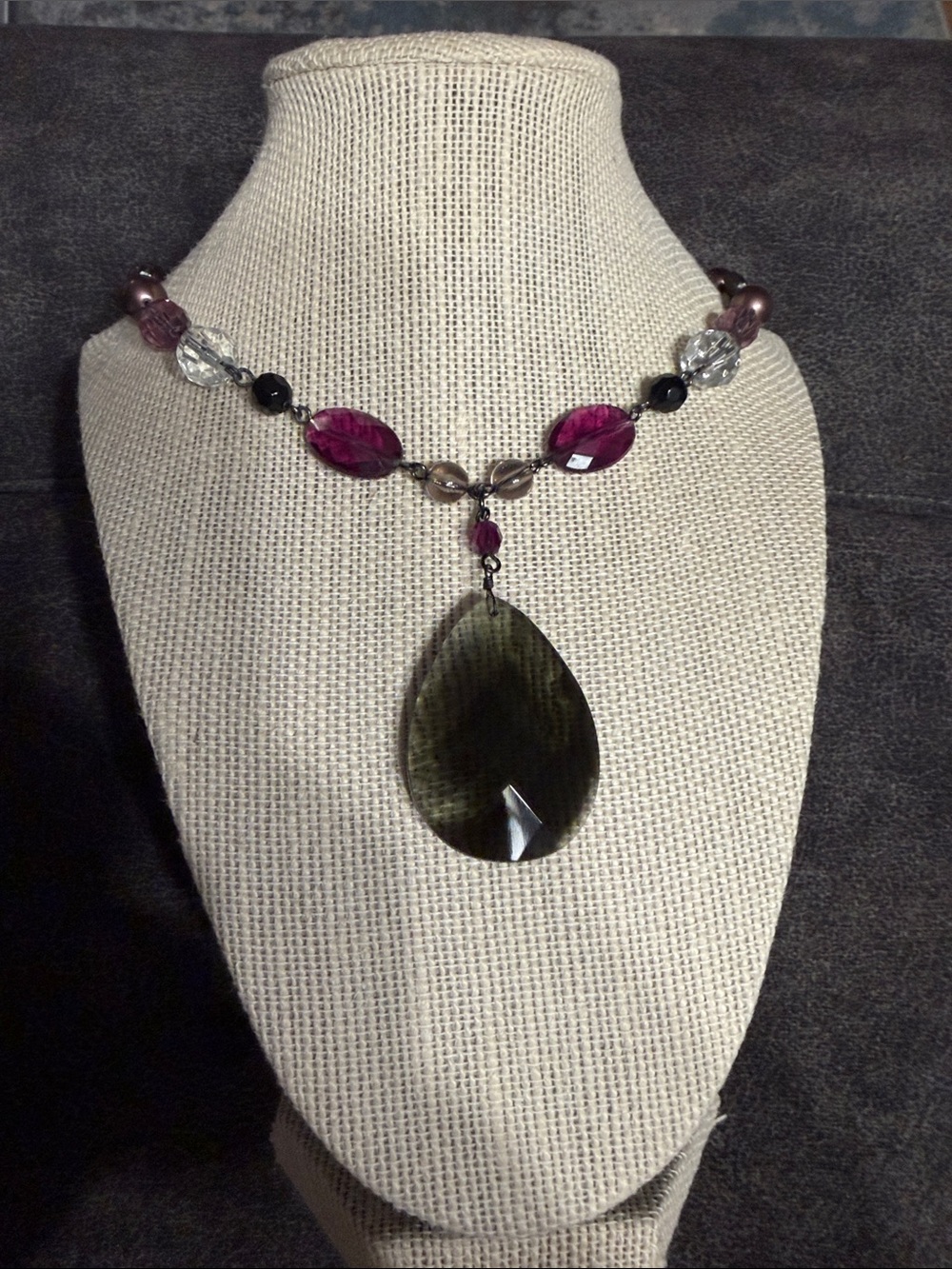Lia Sophia Olive Green Teardrop Pendant Necklace with Magenta Accents